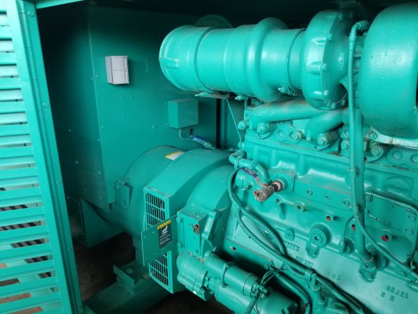 Used_Cummins_300DFCB_Generator_Set299812481.jpg