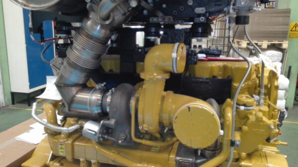 New-CAT-C15-Industrial-Engine-1